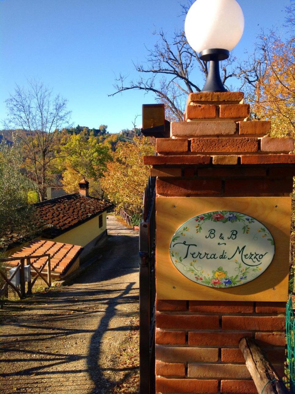 B&B Terra Di Mezzo Ascoli Piceno Bagian luar foto